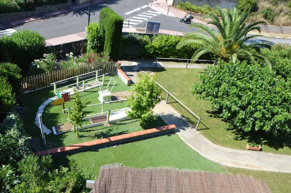 RESIDENCE CATALANE 1